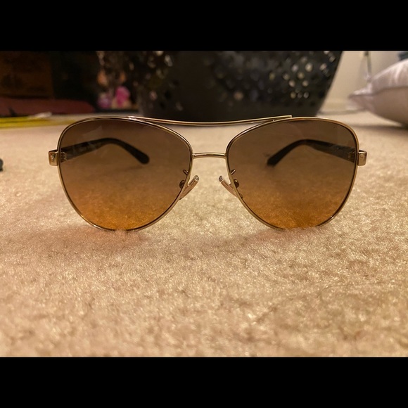 Coach HC7077 (L1015) - Picture 2 of 5